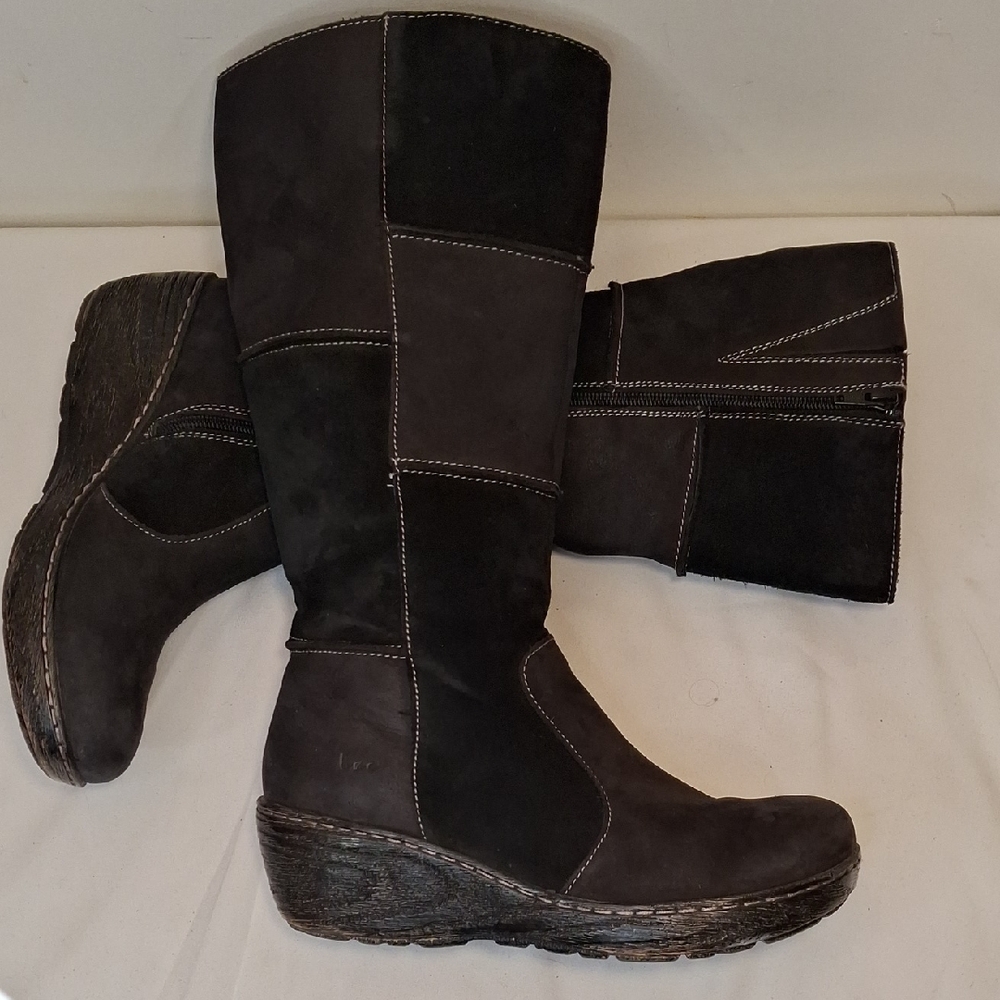 b-o-c Women's Tall Wedge Patchwork Black Suede Boots. Lightly Worn